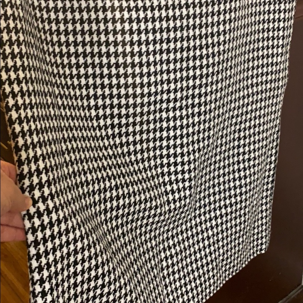 Skirt - Picture 3 of 5